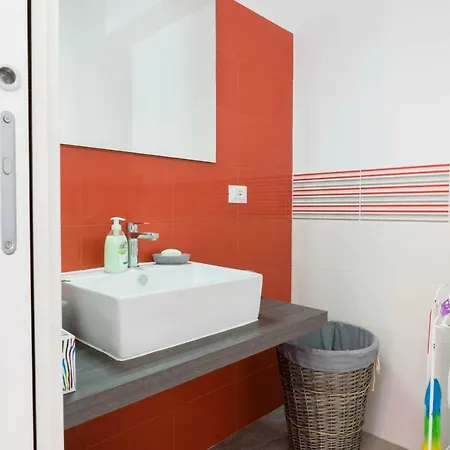 Casa Linda, A Due Passi Dal Mare Appartement *
